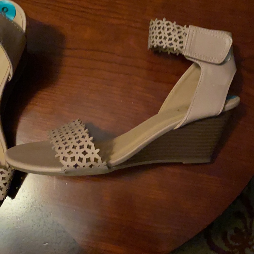 XOXO Nude Sandals